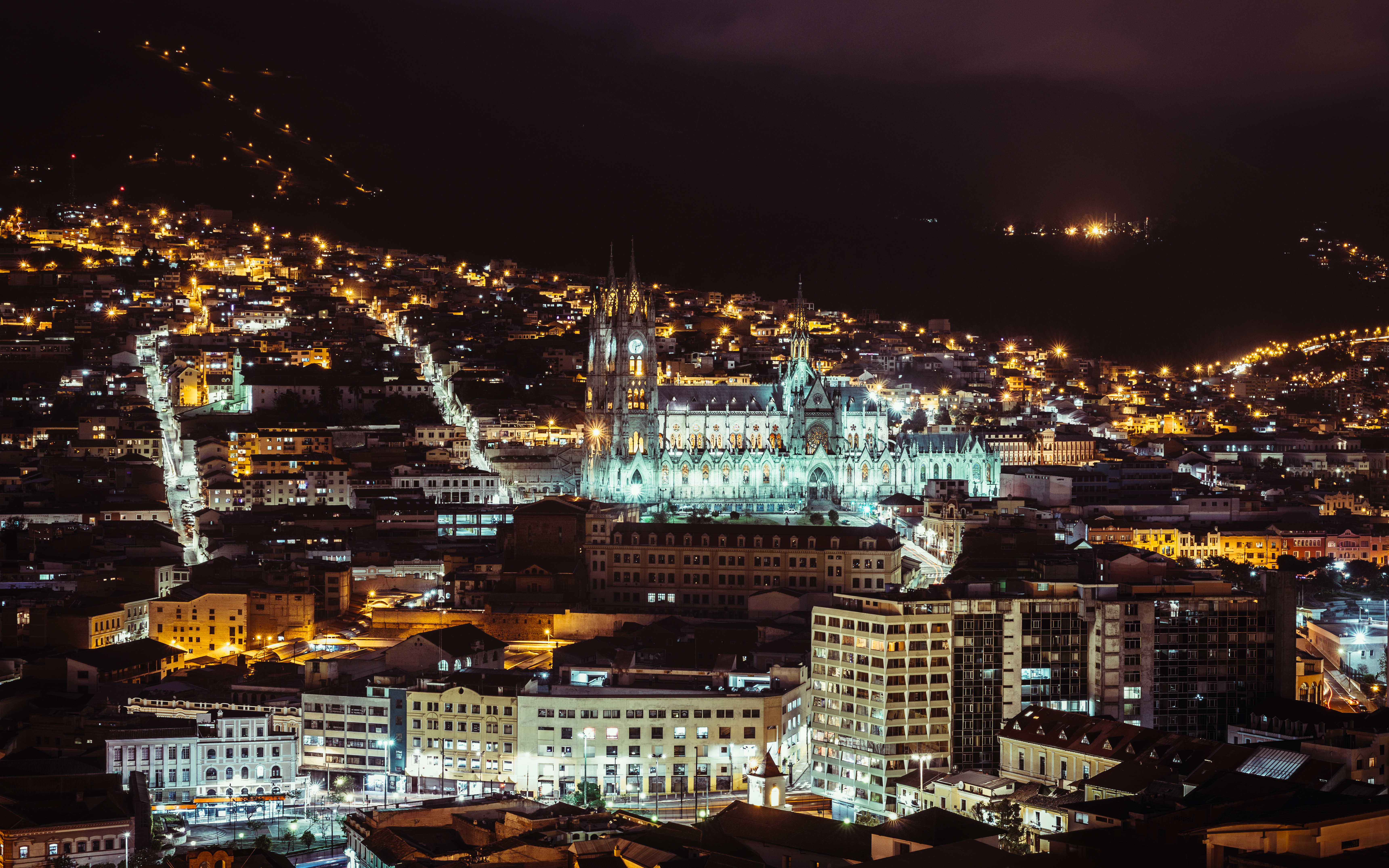 quito cathedral at nigh