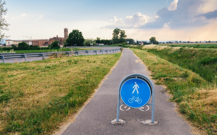 rural cycling path