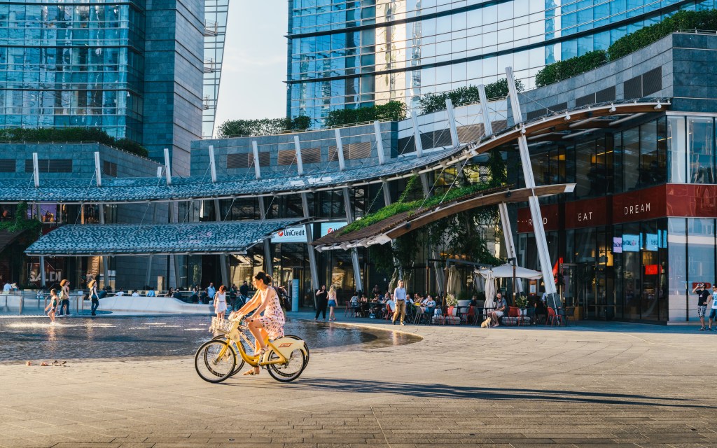 Capturing & submitting Travel Editorials – My Friday Evening Shoot in&nbsp;Milan