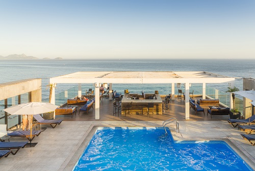Luxury pool