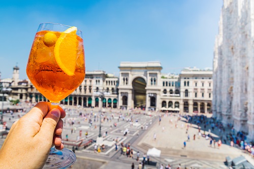 Spritz aperol drink in Milan, overlooking Piazza Duomo