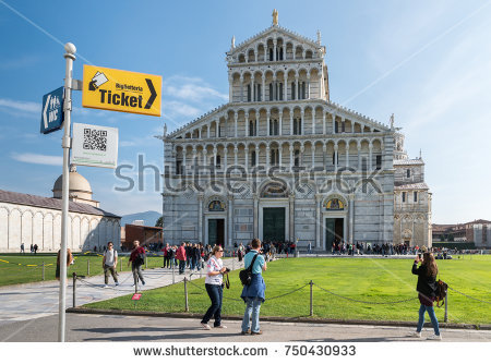 stock-photo-pisa-italy-oct-th-tourists-in-front-of-the-pisa-cathedral-a-medieval-roman-catholic-750430933