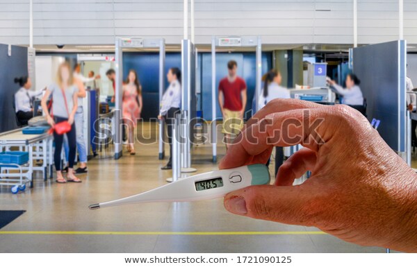 hand-holding-thermometer-high-temperature-600w-1721090125